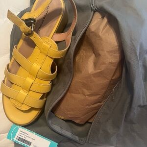 Lucky Brand Women's Yellow Sandals